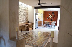 تناول الطعام