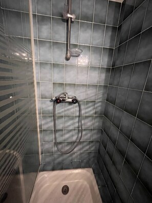 Bathroom - Charming studio 20 m from the beach, terrace and lift- 2BEAZUR99 (CANET PLAGE)