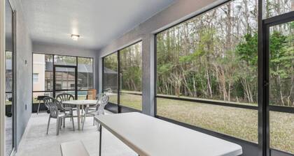 Spectacular New Home With Lots of Parking Near I95 Exit 284