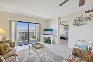 TV - Charming Oceanfront Condo with Breathtaking Views, Shuffleboard & Heated Pool! 🌊 (Cape Canaveral)