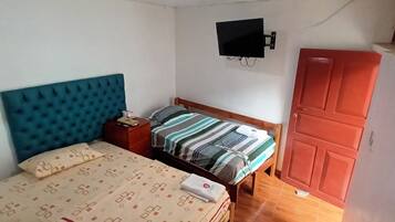 1 bedroom, desk, iron/ironing board, free WiFi