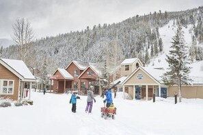 Exterior - 2 Bedroom Condo (Keystone)