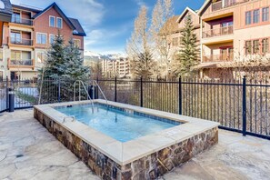 Exterior - 2 Bedroom - Water House (Breckenridge)