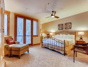 Exterior - 2 Bedroom Condo (Keystone)