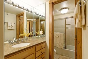 Exterior - One Bedroom Condo (Snowmass Village)