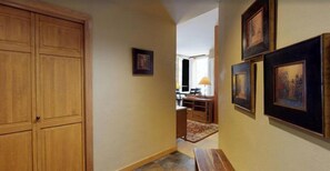 Exterior - 2 Bedroom - Platinium Residence (Vail)