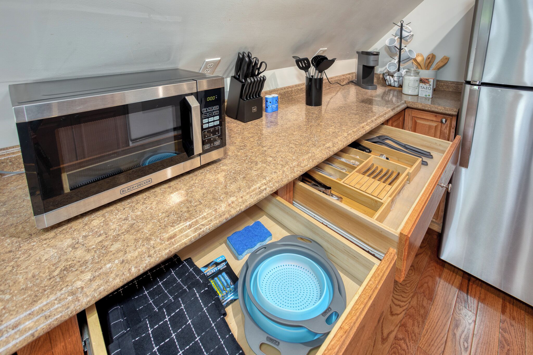 微波炉、烤箱、炉灶、洗碗机