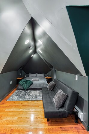 1 bedroom, desk, iron/ironing board, free WiFi