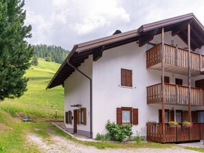 Esterni