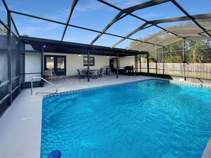 Pool - Welcome to Dreamland: Over 1 acre of Private living, lodging & celebrations!! (Apopka)