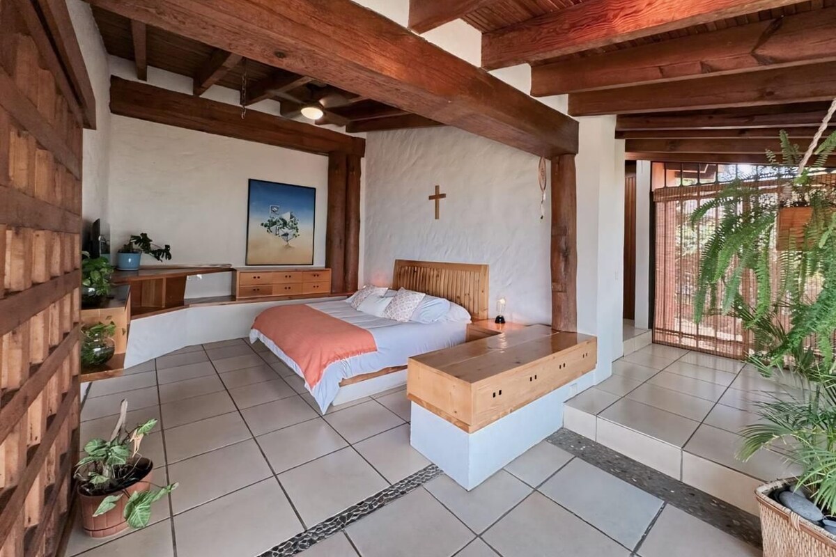 Family Cottage, Lake View | 2 bedrooms, free WiFi