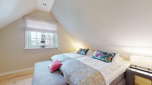 1 bedroom, WiFi, bed sheets - Willkommen in Unserer Inselsuite! - Domizil Budersand 34 (Hörnum (Sylt))