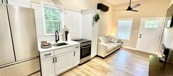 Cozy 1-bedroom Tiny House with WiFi, AC in beautiful Somerset