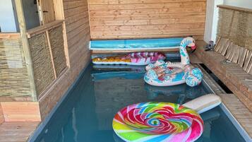 Piscine couverte, piscine chauffée