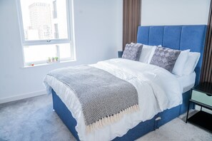 Apartment | 2 bedrooms, iron/ironing board, free WiFi, bed sheets - Salford City Heaven - Modern 2 Bedroom Apartment (Salford)
