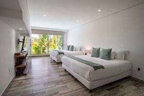 4 habitaciones, tabla de planchar con plancha, cuna de viaje y wifi