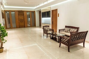 Terrace/patio - Palm Tree Business Hotel (Dhaka)