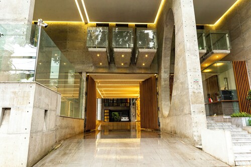 Palm Tree Business Hotel