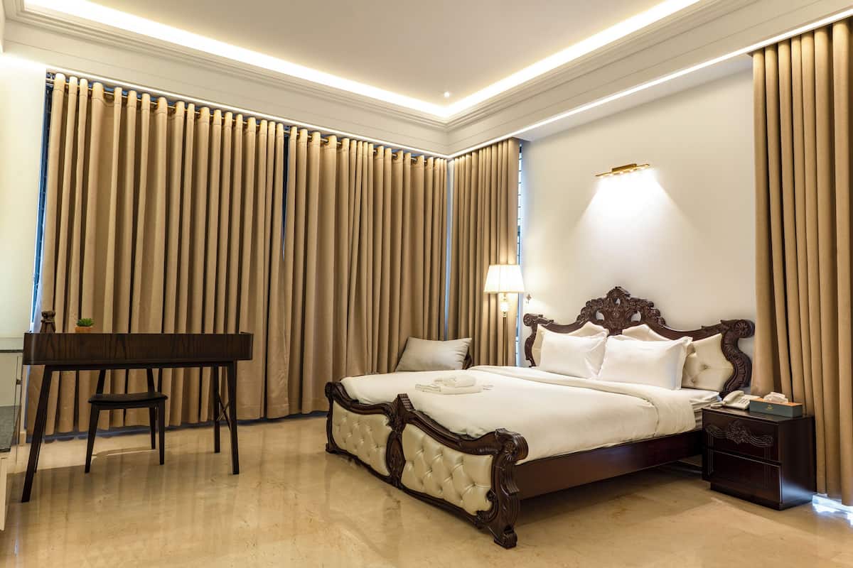 Superior Room, City View