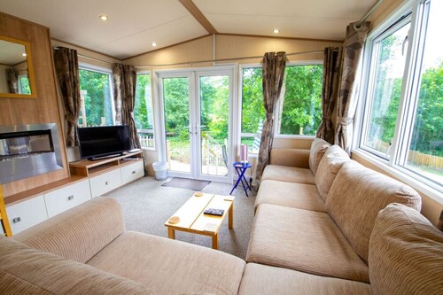 No 27 A. Field - Coghurst Hall Hastings