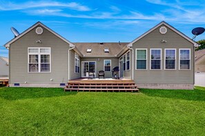 Exterior - Mill Pond Acres home w/pool table, Xbox X, free WIFI (Lewes)