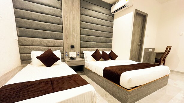 Room - Hotel Grand Executive  (Mumbai)