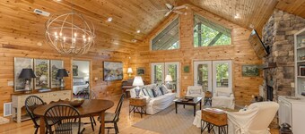 Luxe lodge-Sleeps 12-Close to Resort-Amenity Access