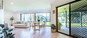 Cameron Glen - Rural Entertainer