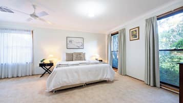 5 bedrooms, iron/ironing board, travel crib, WiFi