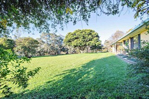 Property grounds - Cameron Glen - Rural Entertainer (Dubbo)