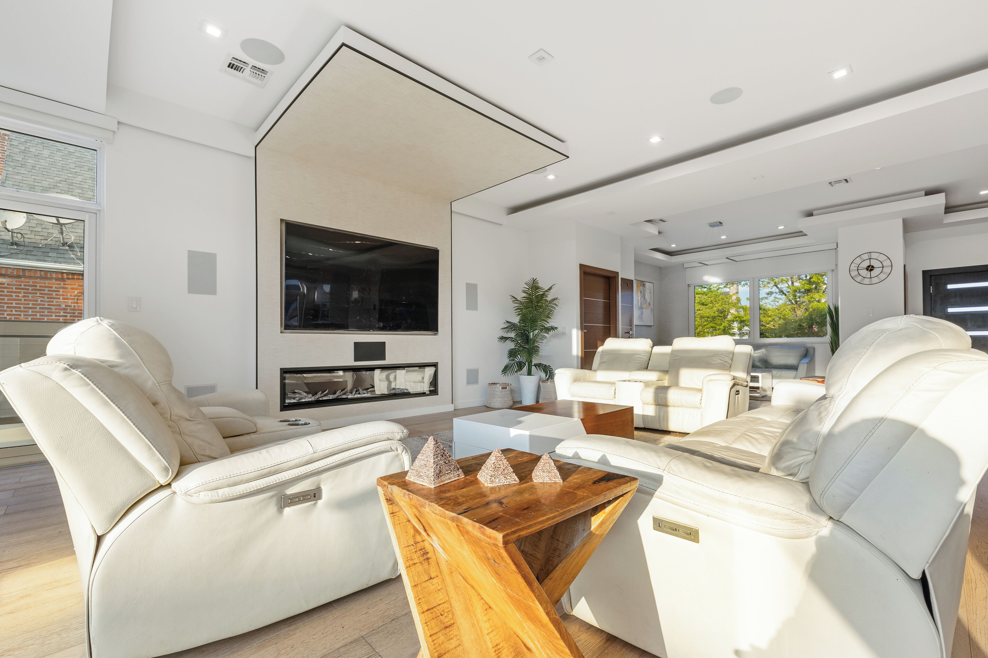 Smart TV, fireplace, video games, computer monitors