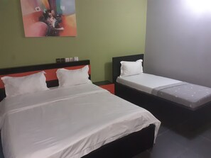 1 Schlafzimmer, Schreibtisch, WLAN