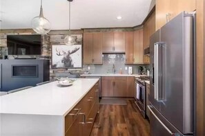 Fridge, microwave, dishwasher, blender