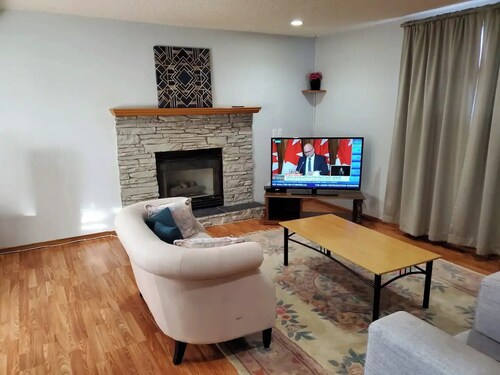 Entire Cozy Basement Suite