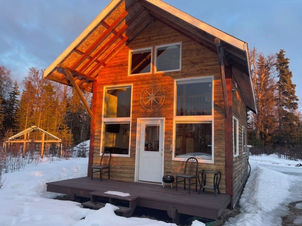 Lake Vista Chalet - Kitchen, Bath, Loft, WiFi, Fire Pit