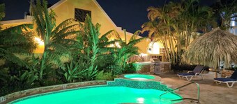 Best Quality 1 Bedroom Apartment 3 km From Eagle Beach