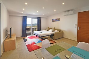 2 Schlafzimmer, Schreibtisch, Bügeleisen/Bügelbrett, kostenloses WLAN