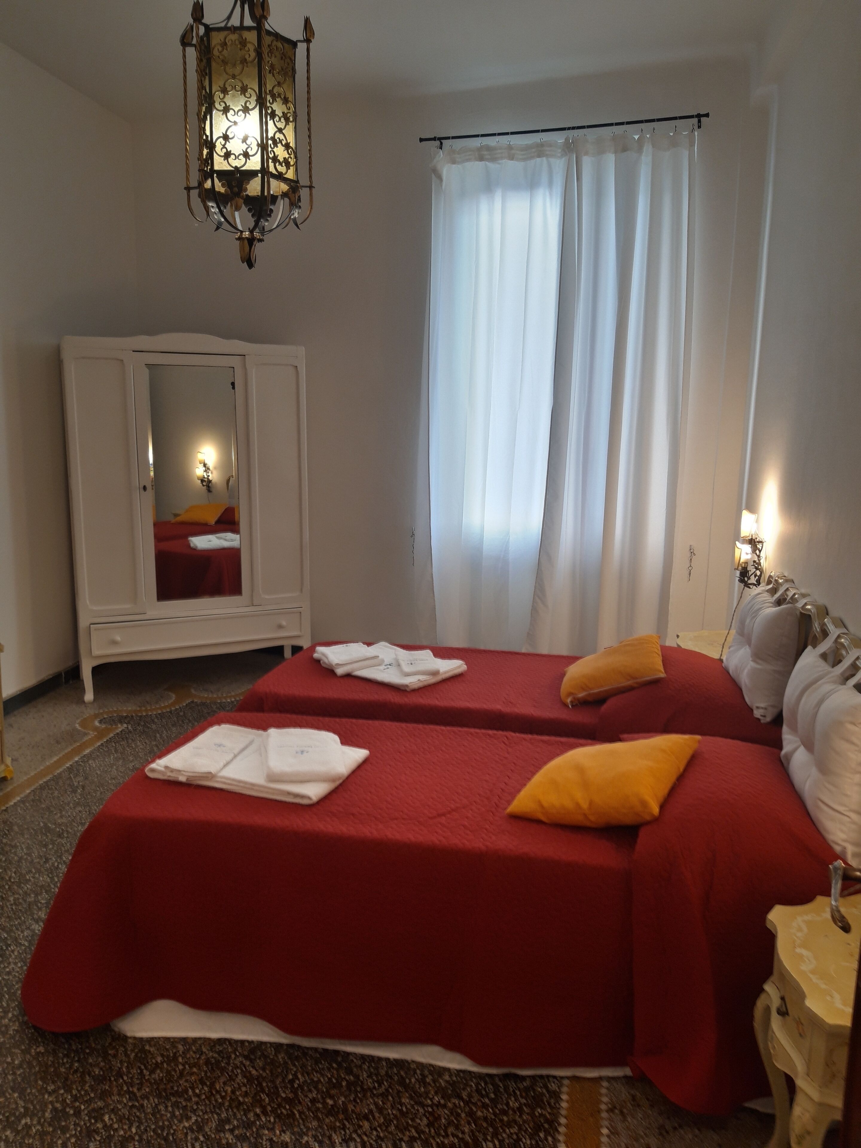 1 Schlafzimmer, Schreibtisch, Bügeleisen/Bügelbrett, kostenloses WLAN