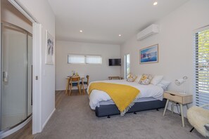 4 عدّة غرف نوم ومكواة/لوح كي وسرير سفر وواي فاي مجانًا