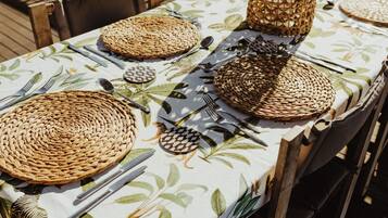 Outdoor dining