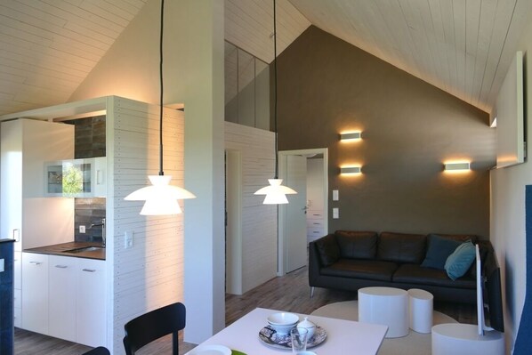 Smart TV, DVD player, books