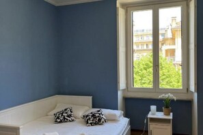 2 habitaciones, escritorio, wifi gratis y ropa de cama 