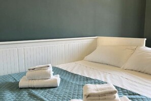 2 Schlafzimmer, Schreibtisch, kostenloses WLAN, Bettwäsche