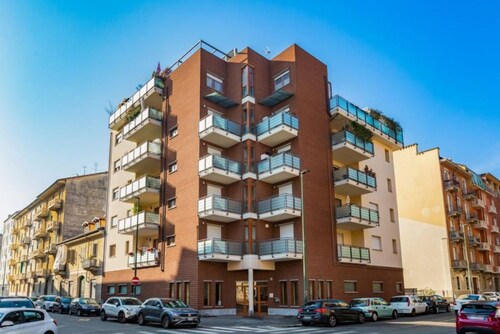 Comfy cozy apartment close to Metro