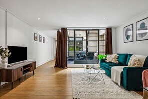 Fernseher, Arbeitsbereiche