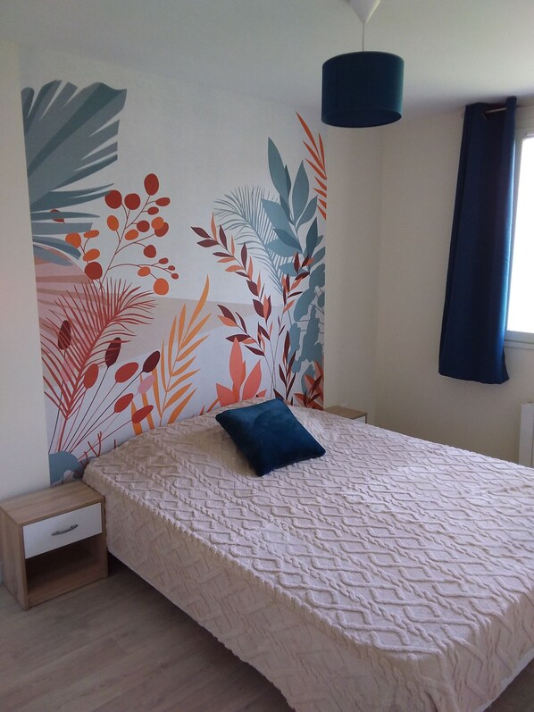 3 bedrooms, travel crib, WiFi