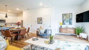 Interior - Walk to AT&T Stadium | Priv Rooftop + Free Parking (Arlington)