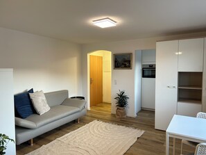 Smart TV - Schöne 1-zimmer Wohnung am Bahnhof 2 Parkplätze (Sonthofen)