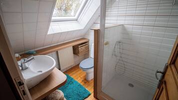 Douche, articles de toilette écologiques, sÚche-cheveux