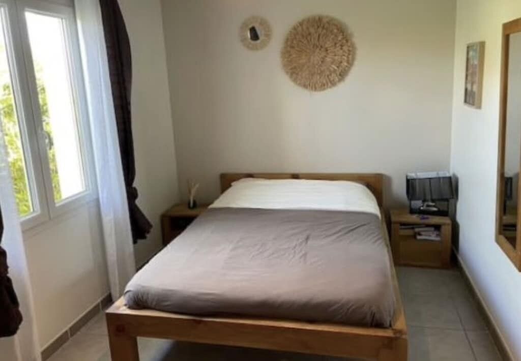 4 bedrooms, WiFi, bed sheets